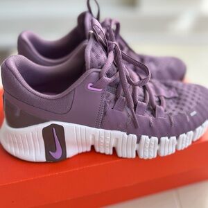 Nike Lavender Running Shoes with White Sole